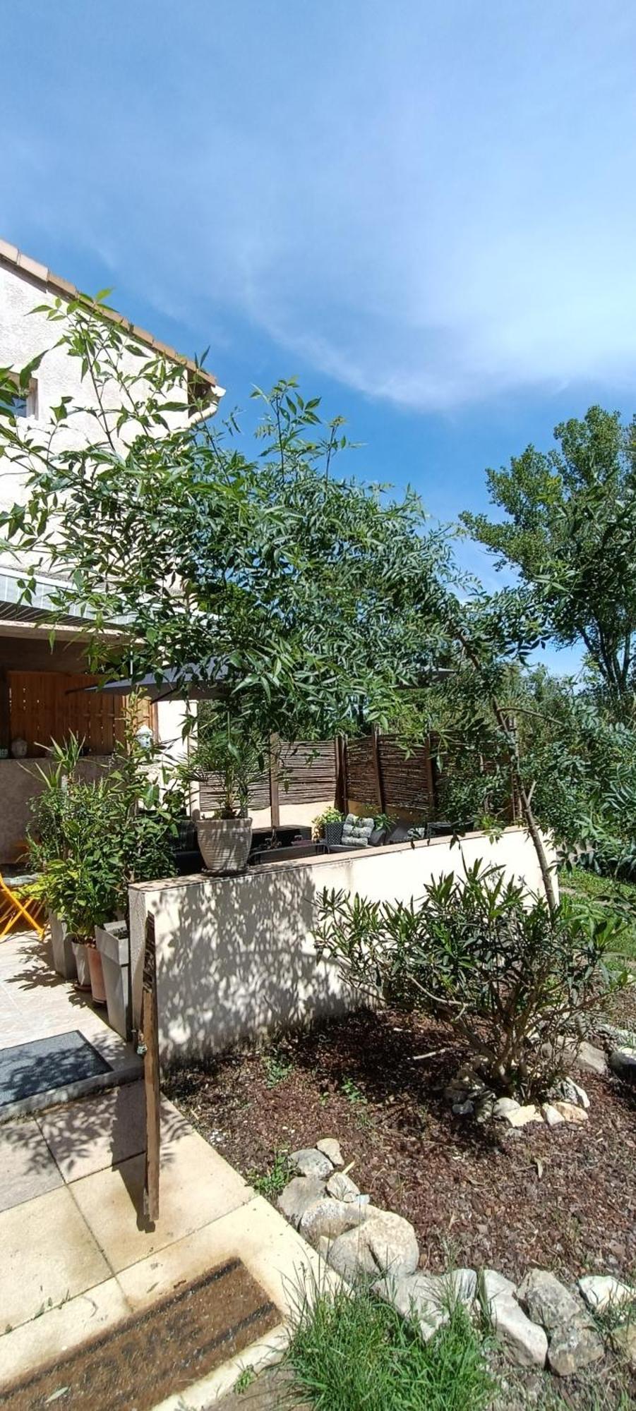 Studio 10M2, Terrasse 18M2 , Parking, Piscine Et Accueille Les Animaux Quissac  Exterior foto