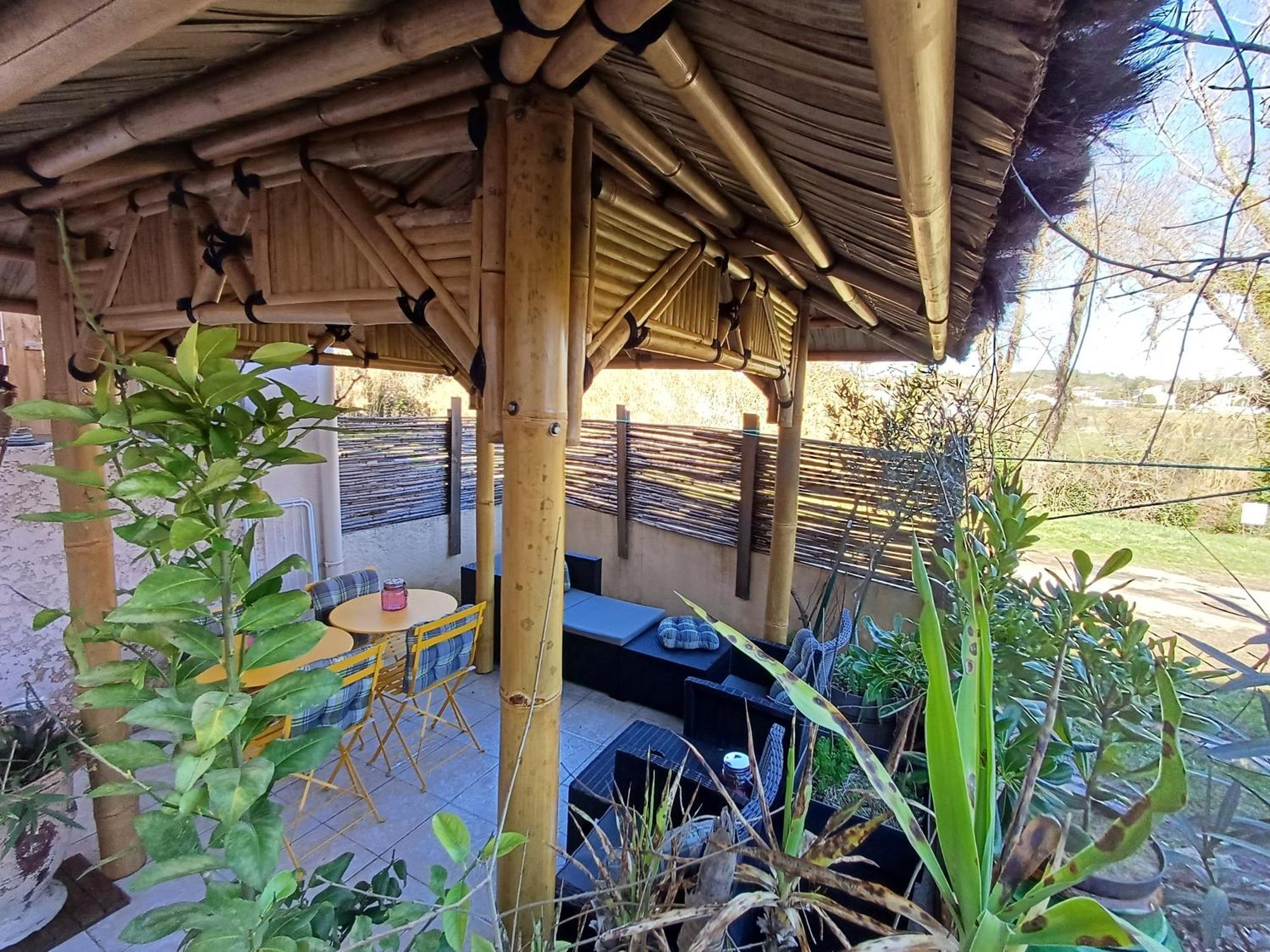 Studio 10M2, Terrasse 18M2 , Parking, Piscine Et Accueille Les Animaux Quissac  Exterior foto